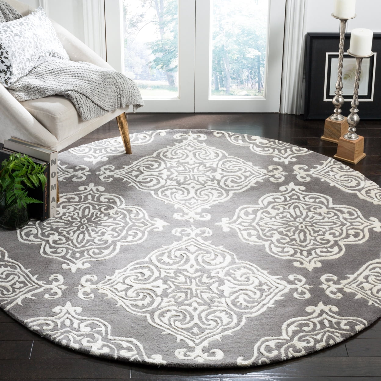 SAFAVIEH Glamour Georgene Damask Area Rug, Dark Grey/Ivory, 4' x 6'