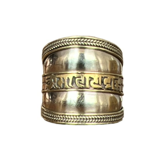 Anillo Tradicional Tibetano Mantra Newari