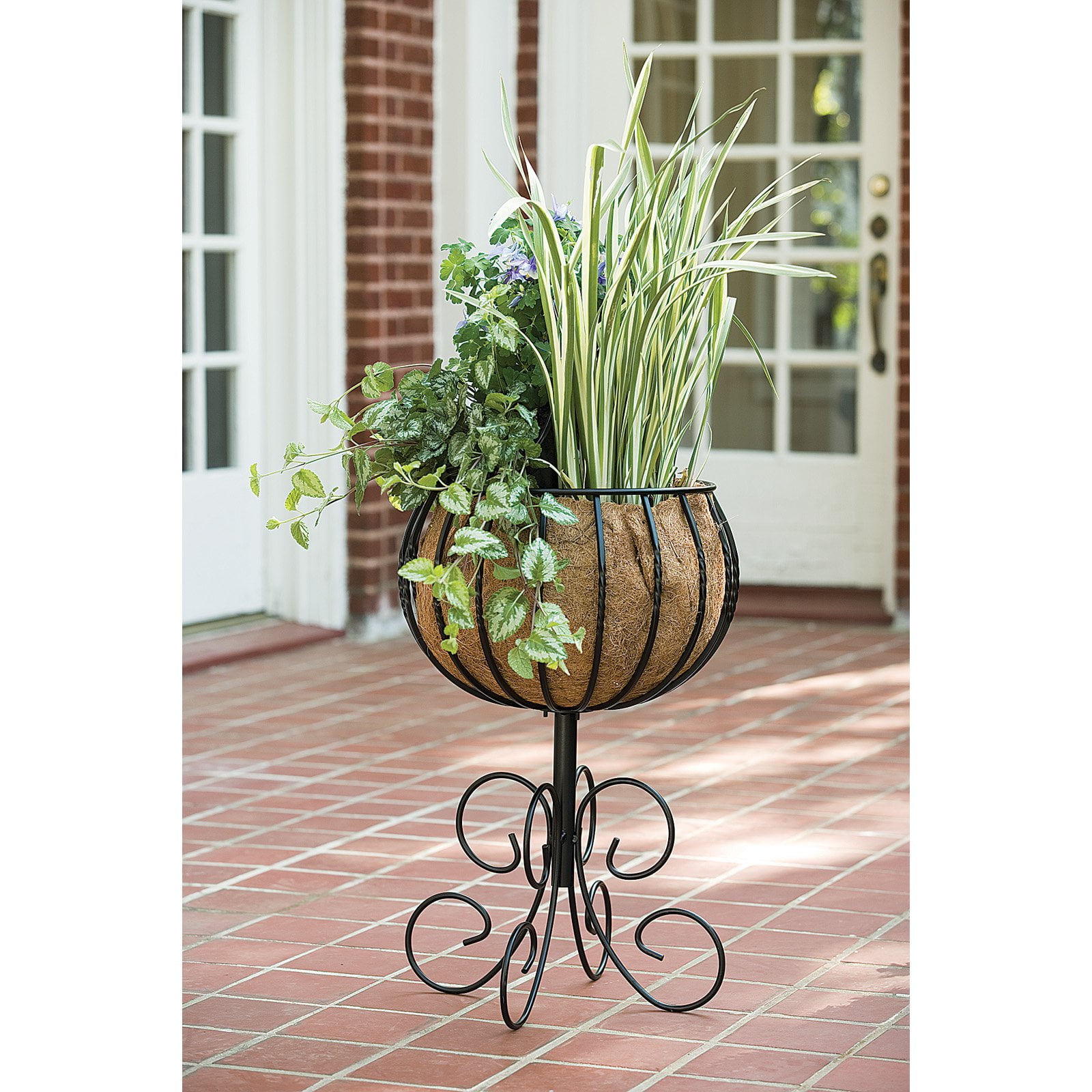 Gardman R954 Blacksmith Patio Urn With Coco Liner by World Source Partners