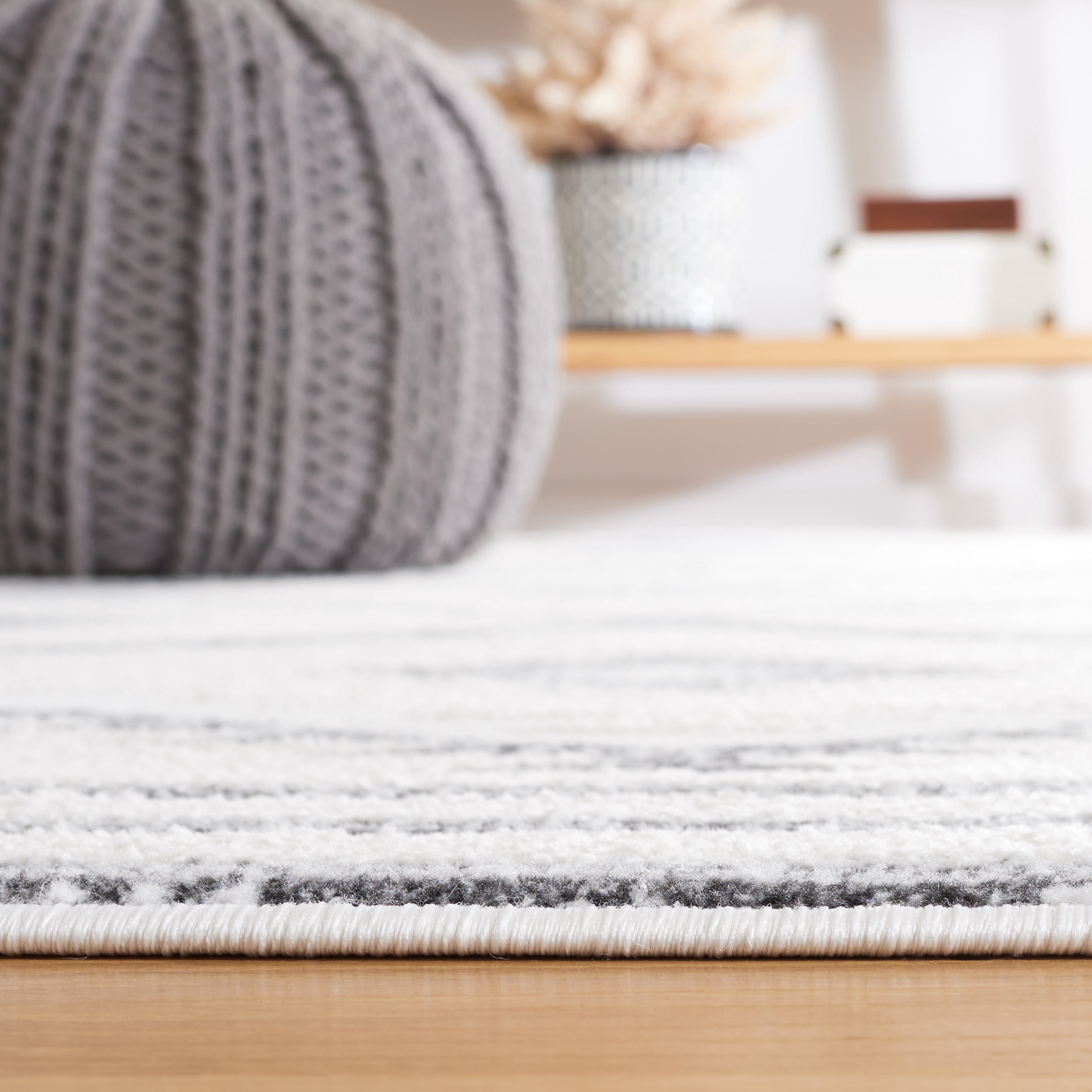 SAFAVIEH Alamo Stamen Geometric Area Rug, Ivory/Charcoal, 6'7" x 6'7" Square
