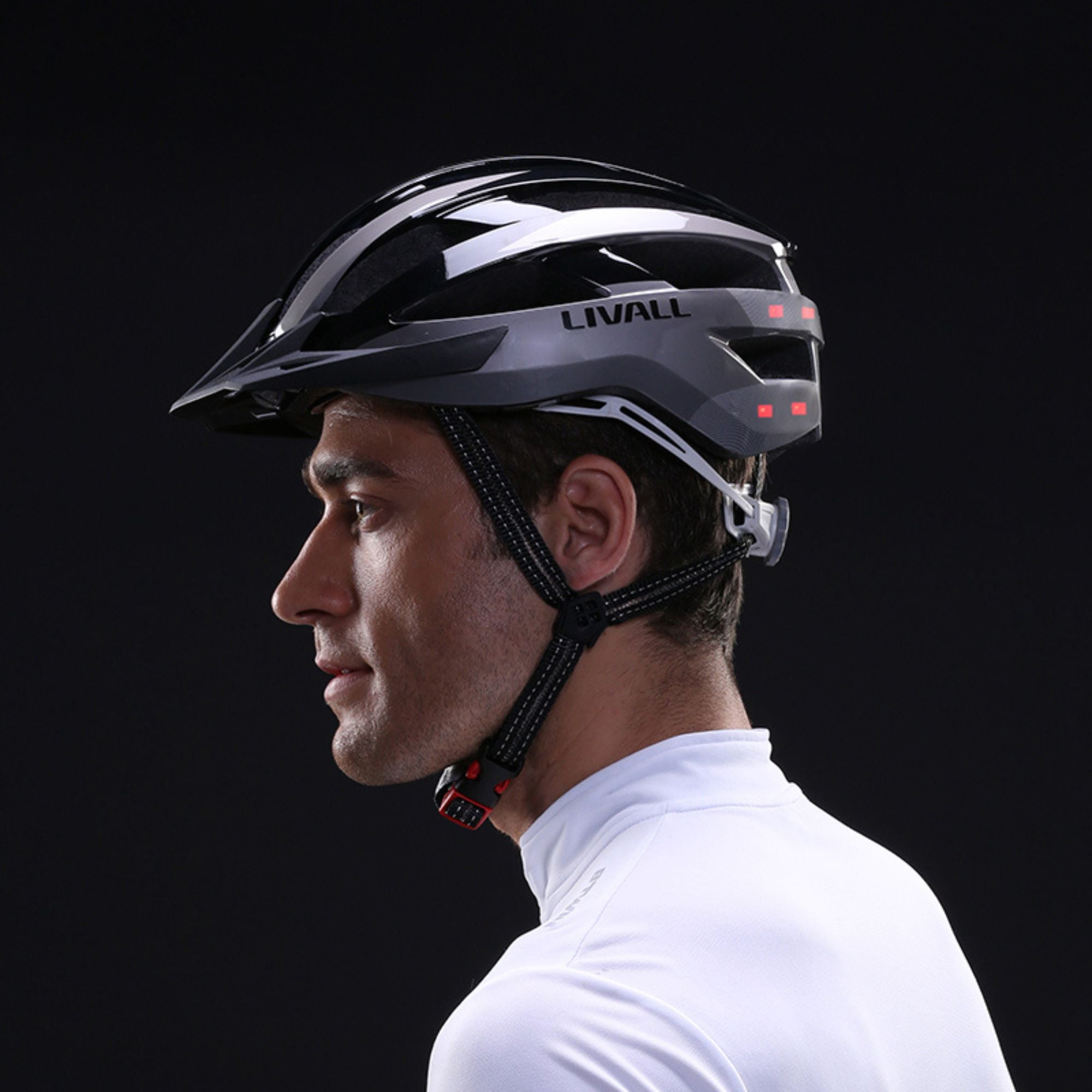 LIVALL MT1 Neo Smart Cycling Helmet with Turn Signals - Large (22.8-24.4 in) - Black
