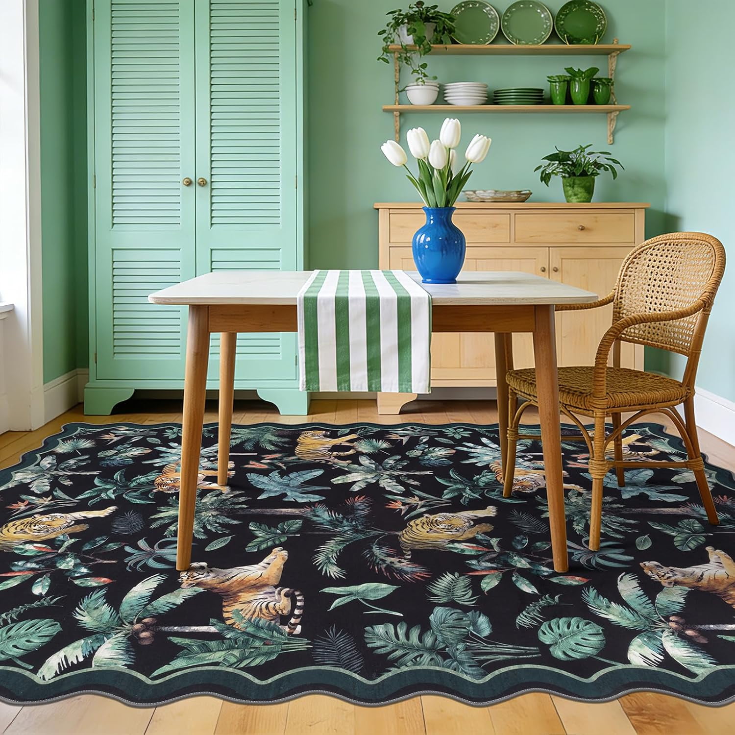 MJIAexp Jungle Animal Print 5x7 Area Rugs for Living Room, Green Soft Washable Rugs for Bedroom Ultra-Thin Non-Slip Modern Rug, Stain Resistant Rug Carpet for Dining Room