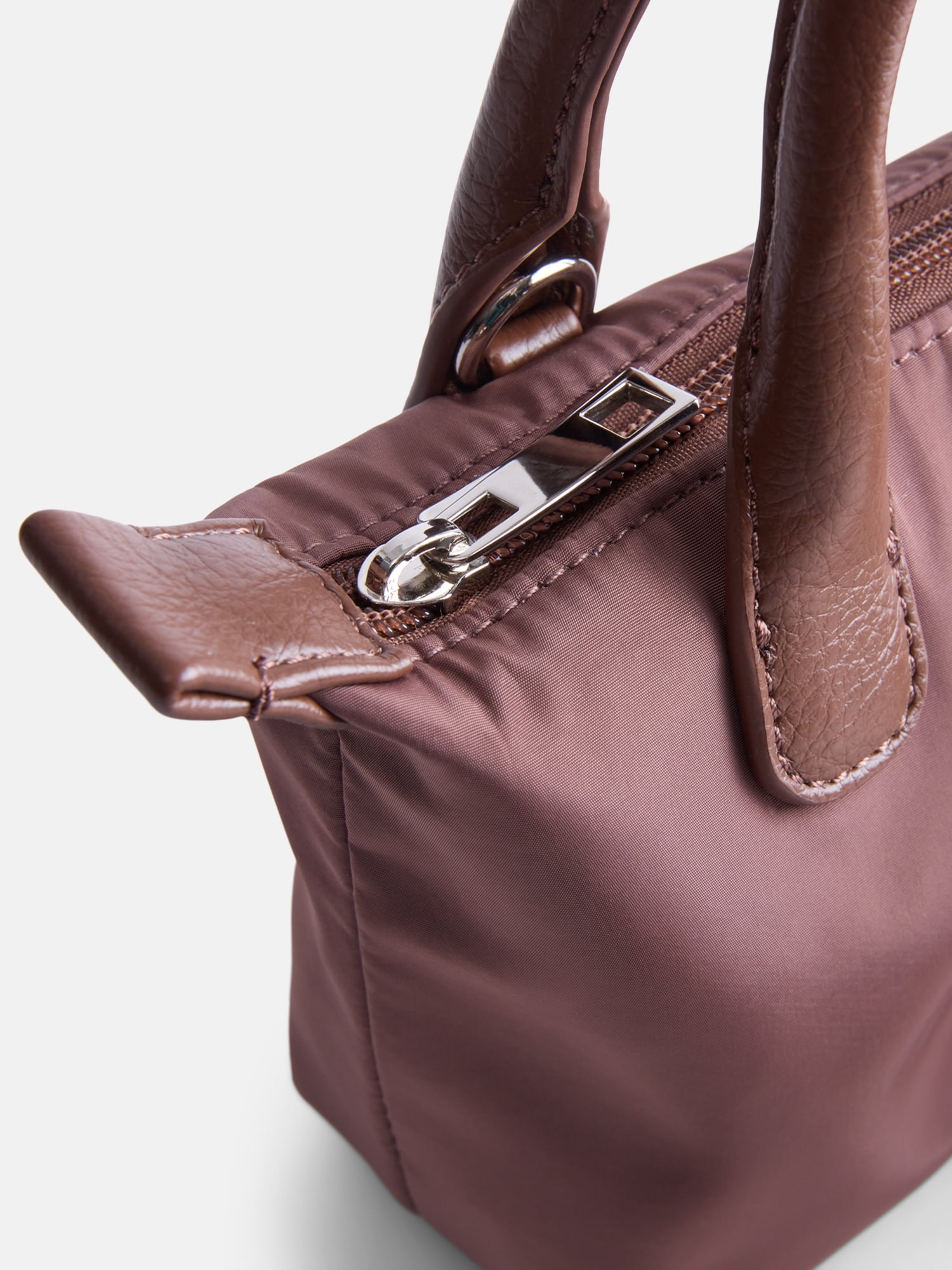 No Boundaries Women's Mini Tote Crossbody Bag, Chocolate