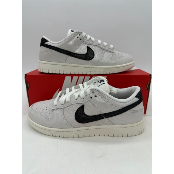 Nike Dunk Low Women's Size 12 Men's size 10.5 White Athletic Shoes HQ3502 100