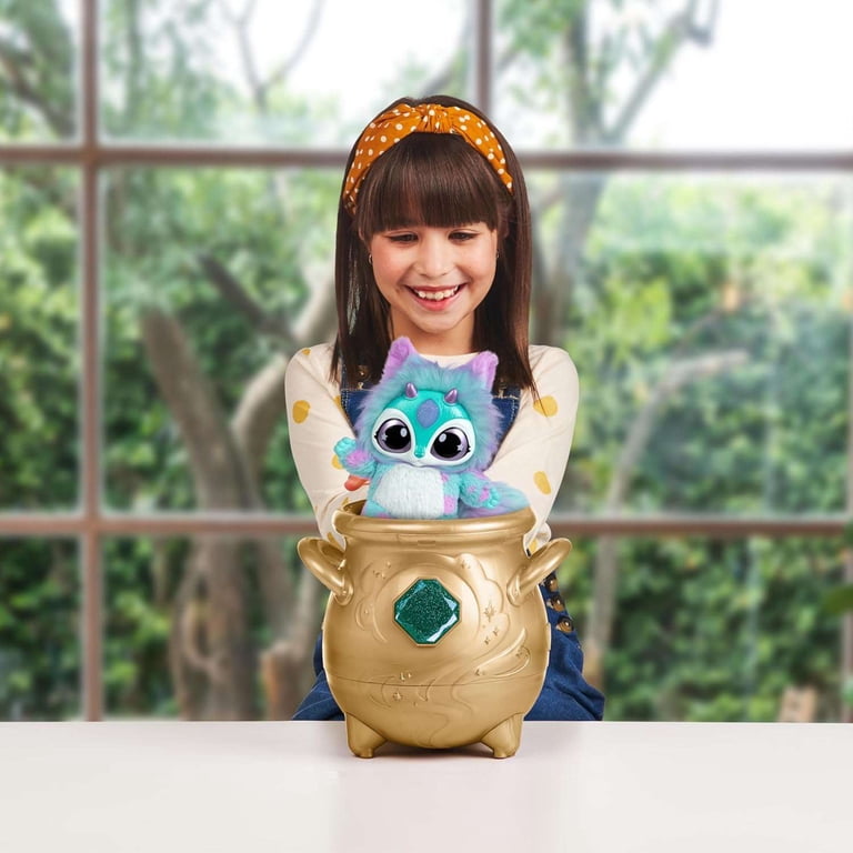 Magic Mixies Magical Real Misting Cauldron with Plush Toy