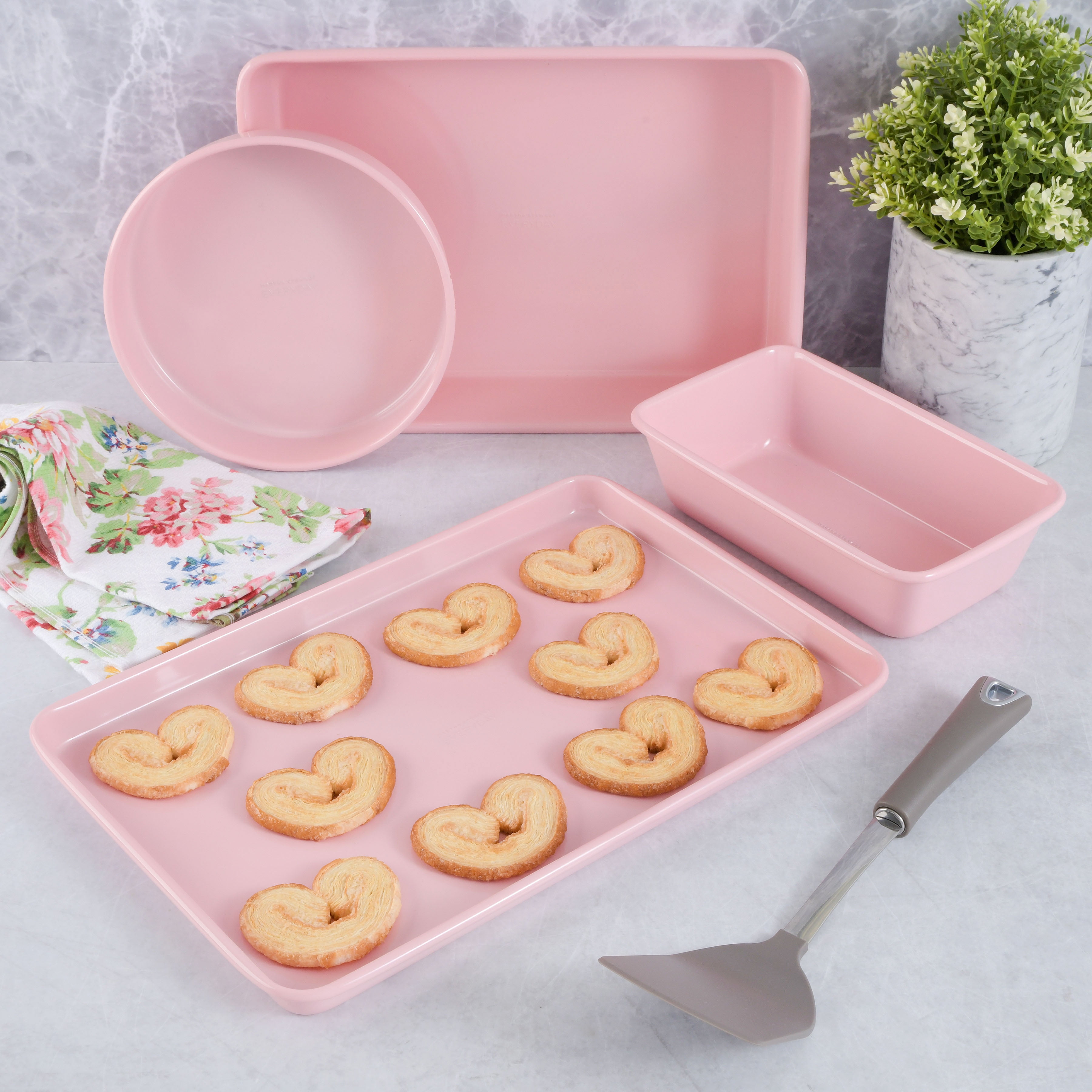 Martha Stewart - Make your cookware collection pretty in pink with