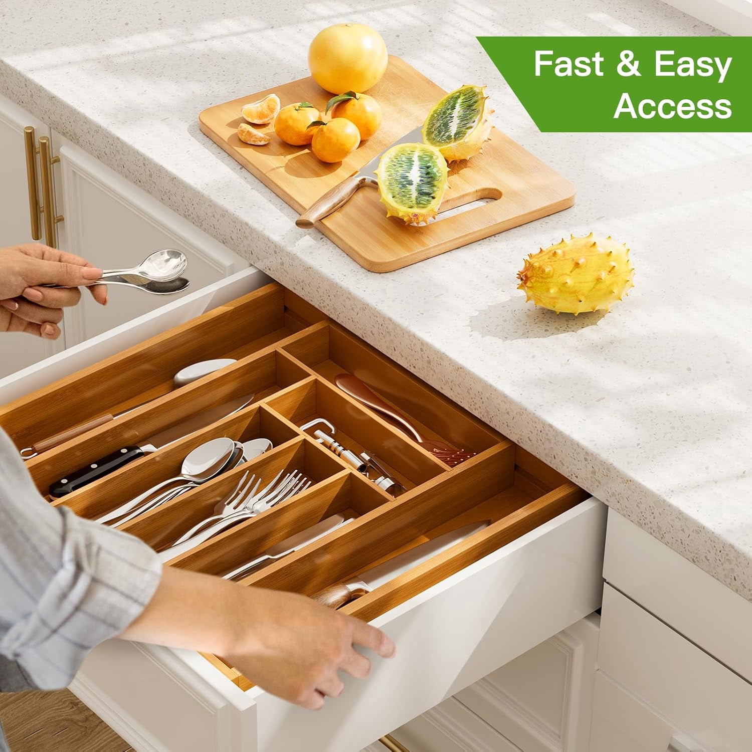 Bamboo Expandable Drawer Organizer for Utensils Holder, Adjustable Cutlery Tray, Wood Drawer Dividers Organizer for Silverware, Flatware, Knives in Kitchen, Bedroom, Living Room