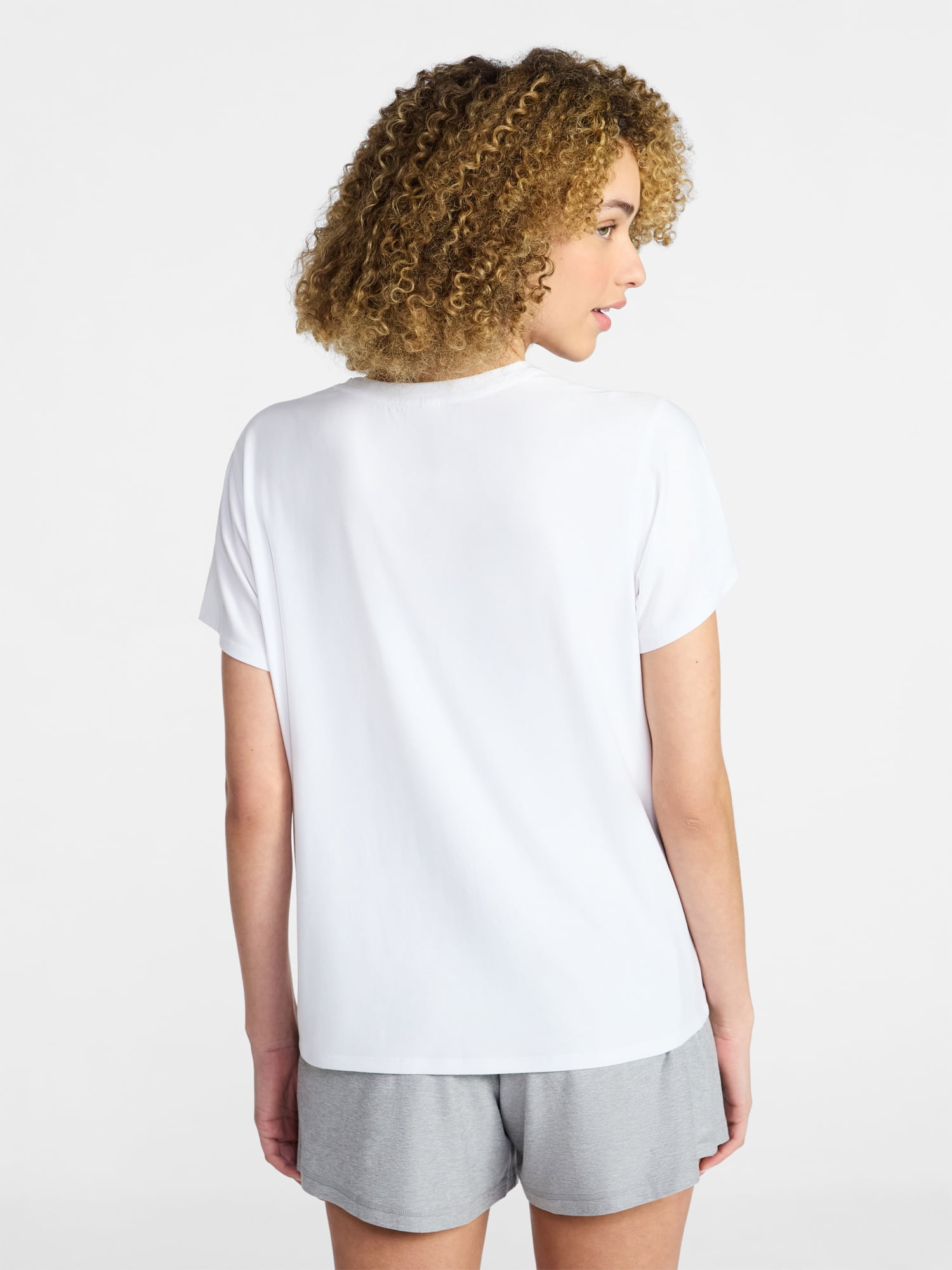 Athletic Works Women's and Women's Plus Relaxed ButterCore Tee with Short Sleeves, Sizes XS-4X
