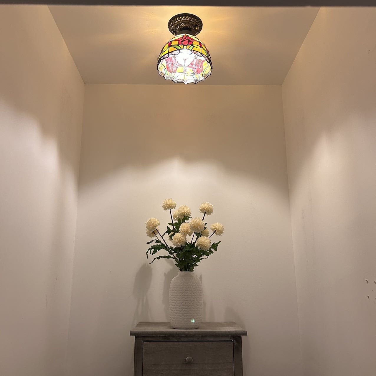Enjoy Decor Lamps 8-Inch Tiffany Ceiling Light with Stained Glass Bowl