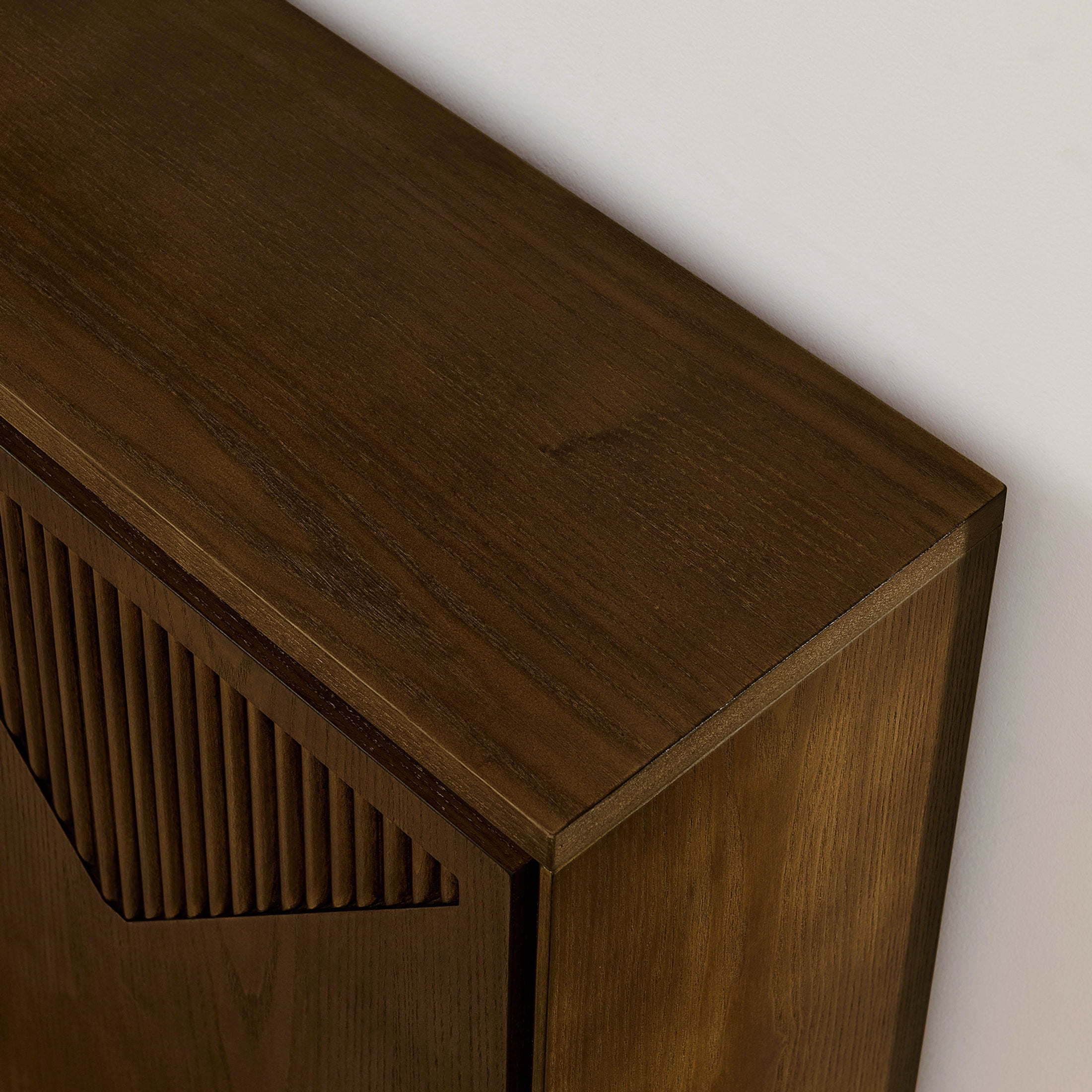 GDF Studio 39" Mid Century Modern V-Shaped Fluted Sideboard Cabinet with Outlet Holes, Brown