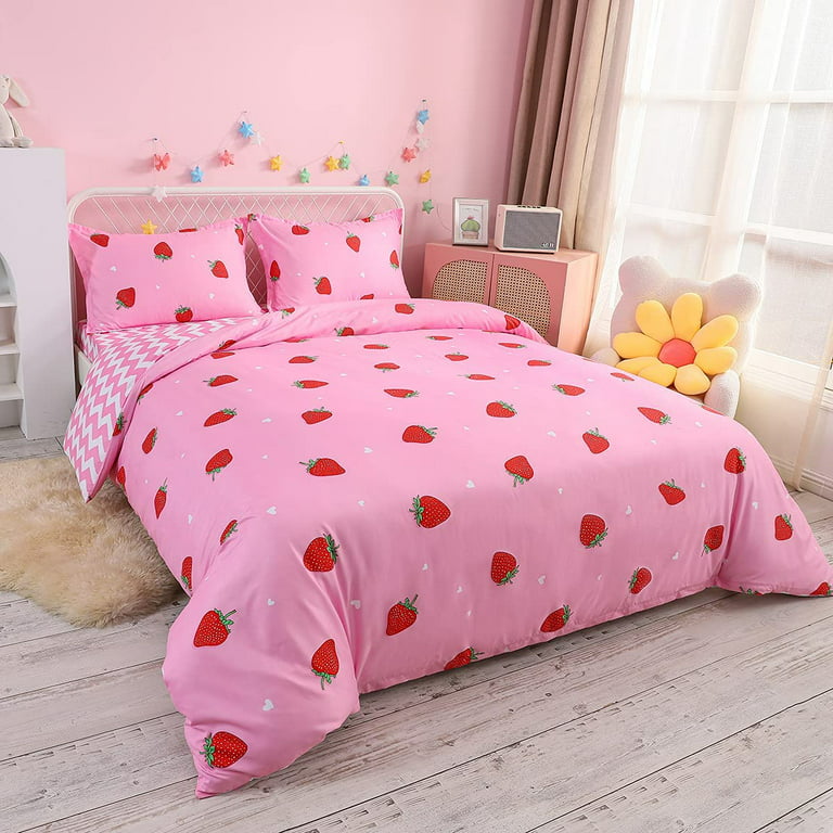 Kawaii Pink Strawberry Bedding Set – BlossomMemento