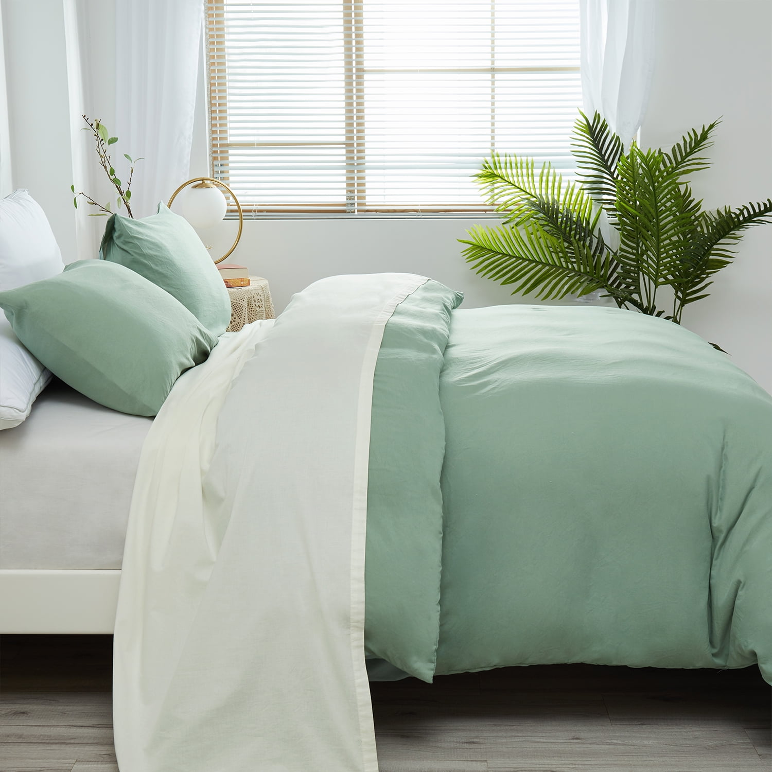 JML 3 Piece Duvet Cover Set, Soft Washed Brushed Microfiber Bedding Set King, Solid Green