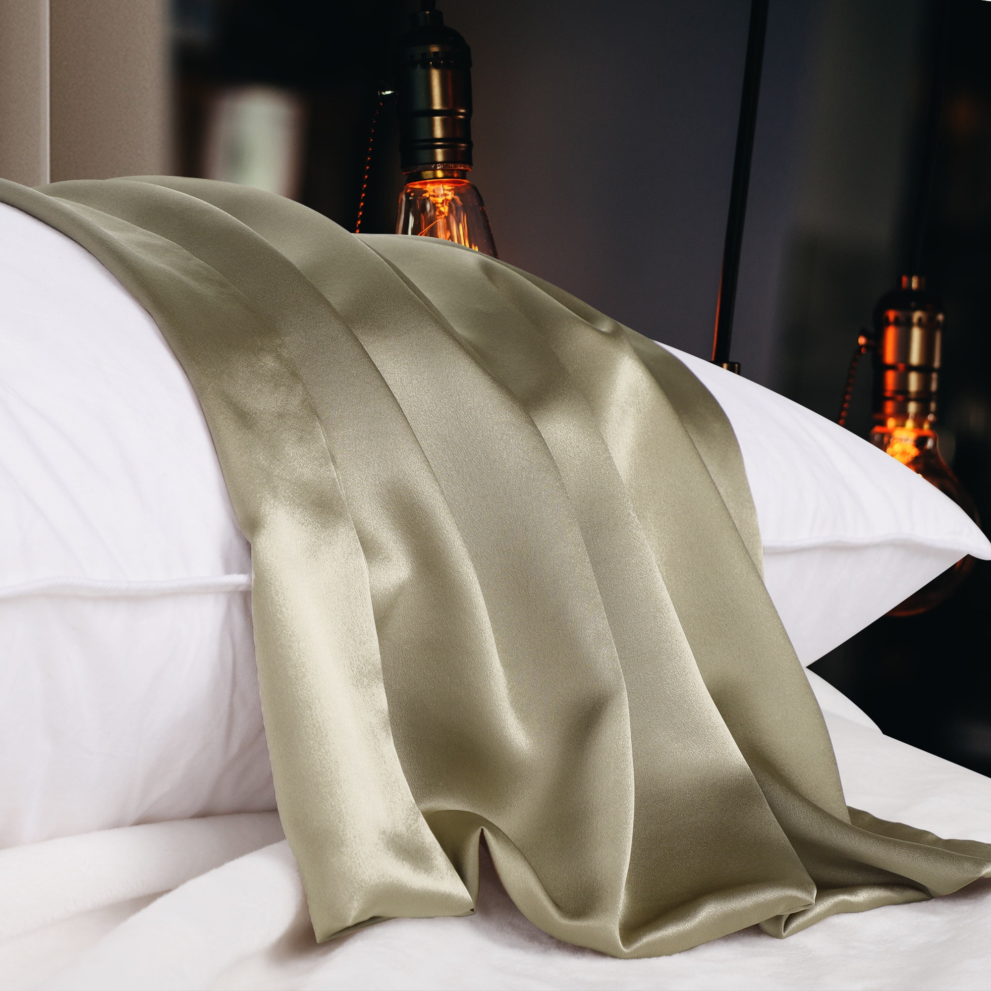 PiccoCasa 19 Momme Silk Pillowcase for Standard Size Pillow, Light Coffee, 20'x26'