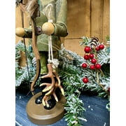 Santas Workshop 70916 14 in. Bow Hunter Nutcracker