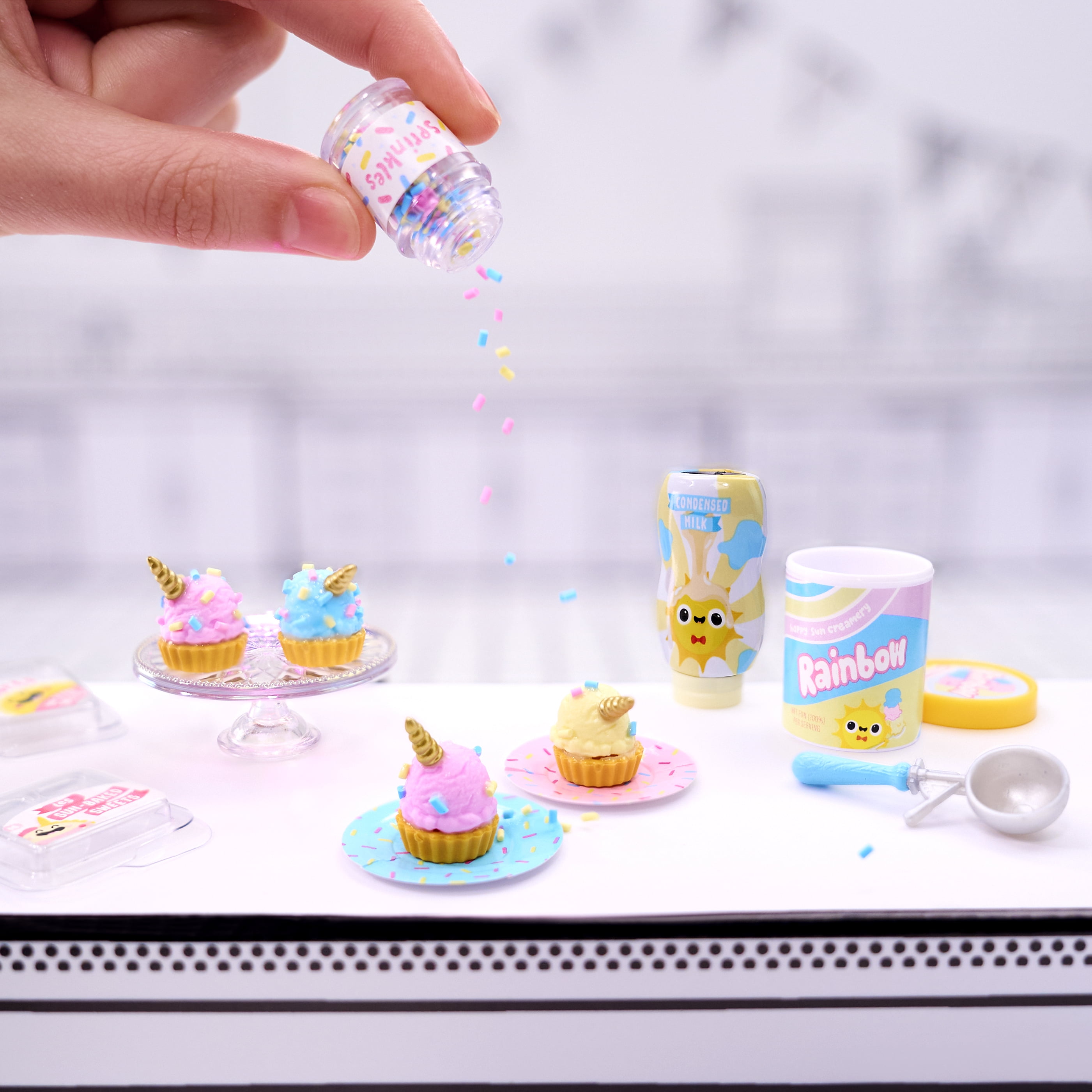 MGAs Miniverse Make It Mini Birthday Walmart Exclusive, Mini Collectibles, Blind Pack, DIY, Crafts,(图4) MGAs Miniverse Make It Mini Birthday Walmart Exclusive, Mini Collectibles, Blind Pack, DIY, Crafts,(图4)