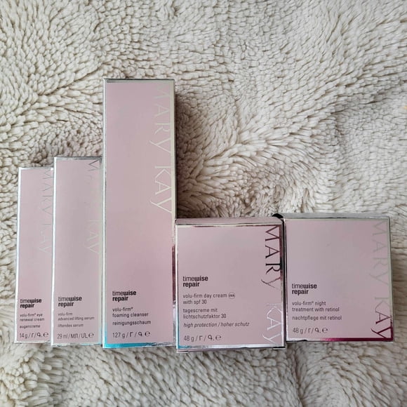 Set para el cuidado de la piel Mary Kay TimeWise Repair Volu-Firm 5 productos