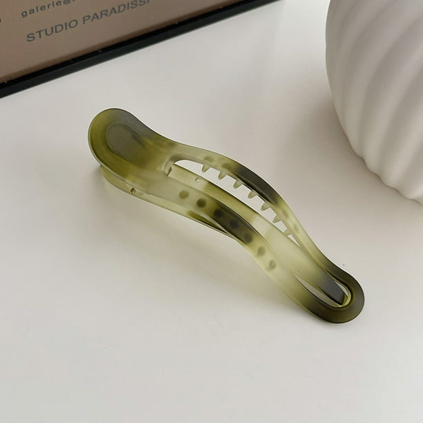 Pinzas planas para el cabello para mujeres y niñas. Pinzas planas de garra y pinzas para el cabello grueso. Pinzas de mandíbula. Accesorios para peinar el cabello. Una horquilla.