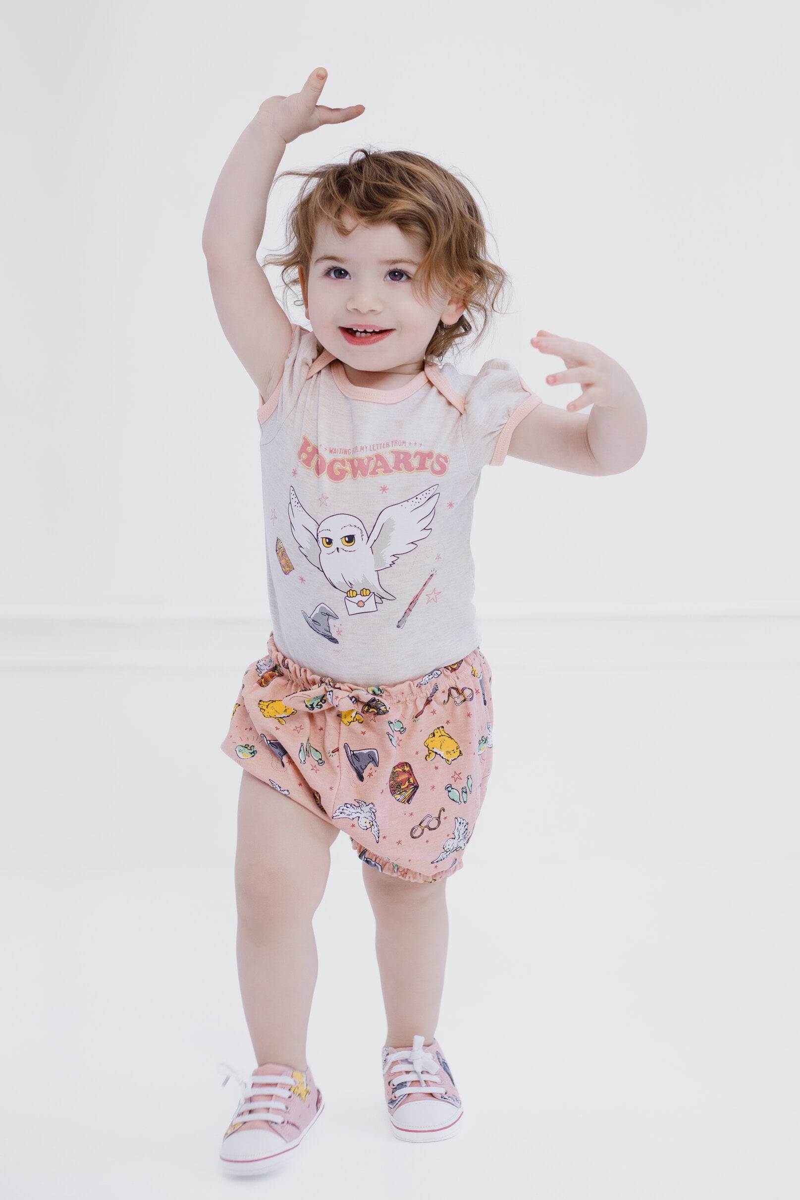 Harry Potter Hedwig Owl Bodysuit, Bubble Shorts and Shoes 3 Piece Outfit Set Newborn to Infant