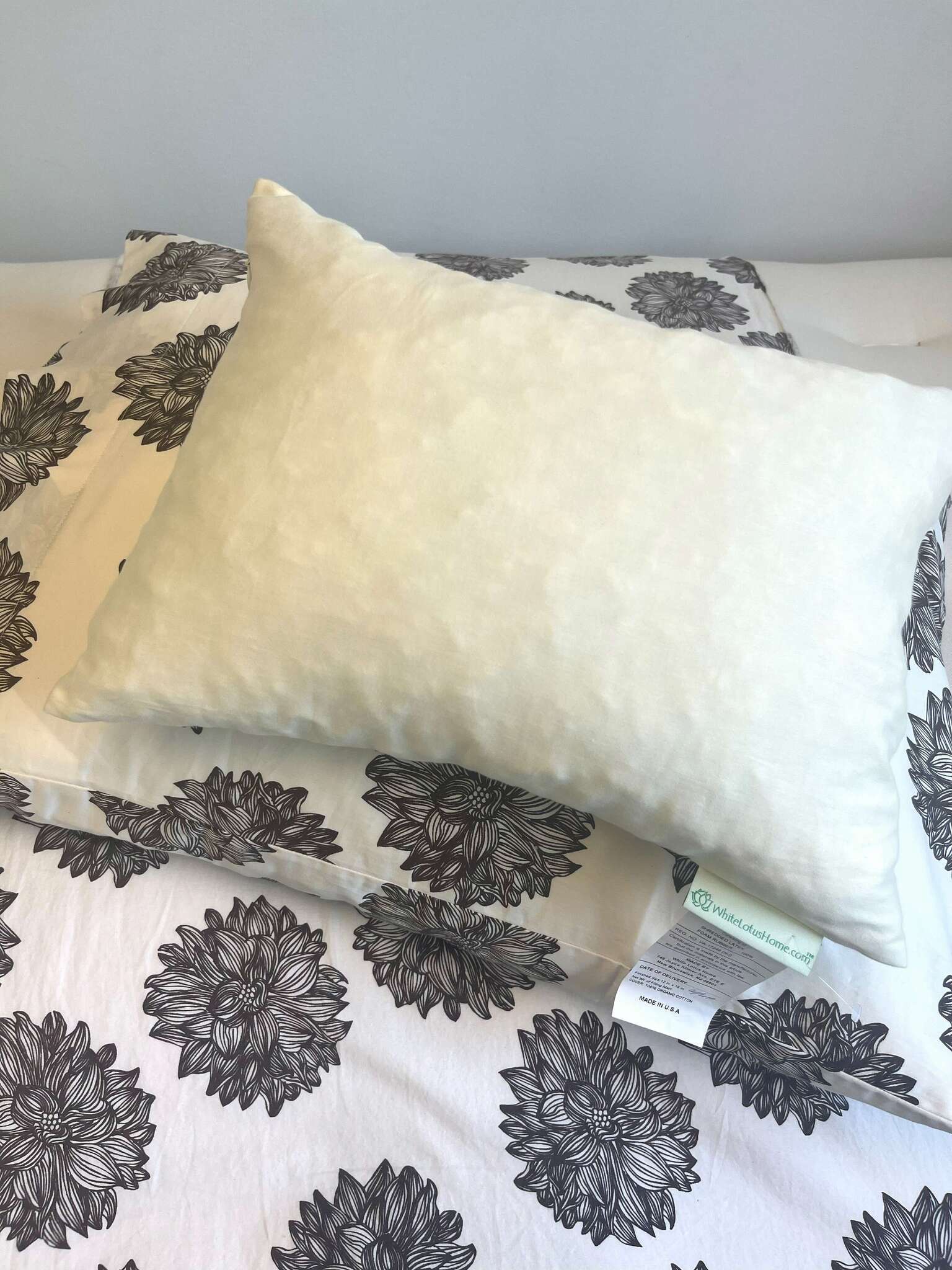 Shredded Latex Body Pillow w/zip 20x72