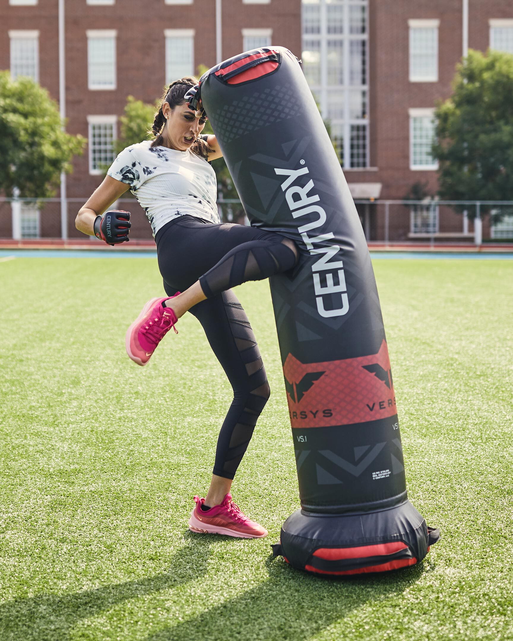 Century Versys Fight Simulator Freestanding Bag (with 10184B Base)