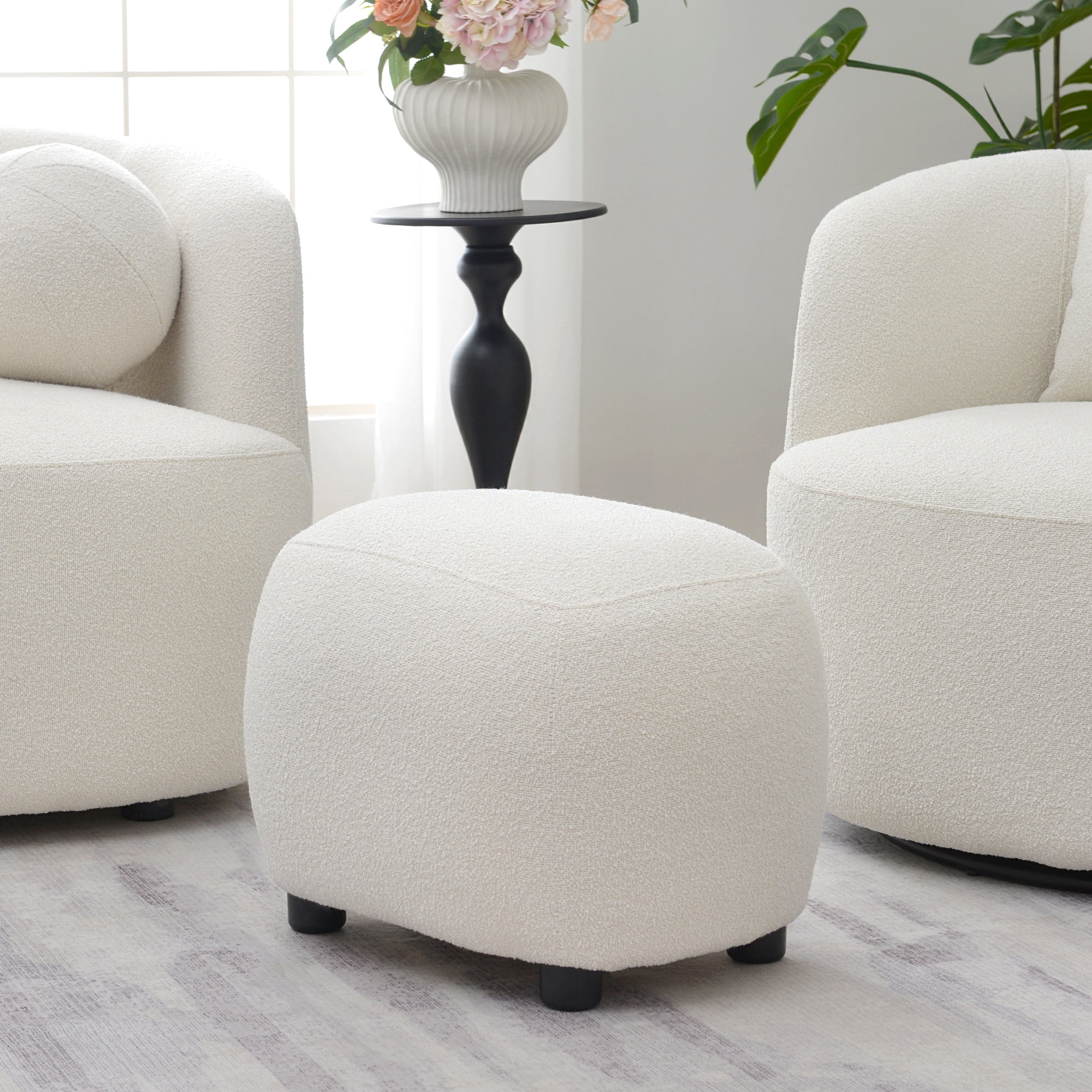 Round Boucle Upholstered Ottoman Chair, Footstool with Soft Padded Seat, Fully Assembled Modern Sofa Couch Footrest, Extra Seating for Bedroom Entryway, Beige(18.5" D x 23" W x 16.5" H)