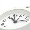 thumbnail image 2 of Reloj despertador analógico clásico vintage lindo de 3 "que no hace tictac para personas que duermen mucho con luz de fondo, reloj despertador que funciona con pilas (blanco) (hy), 2 of 5