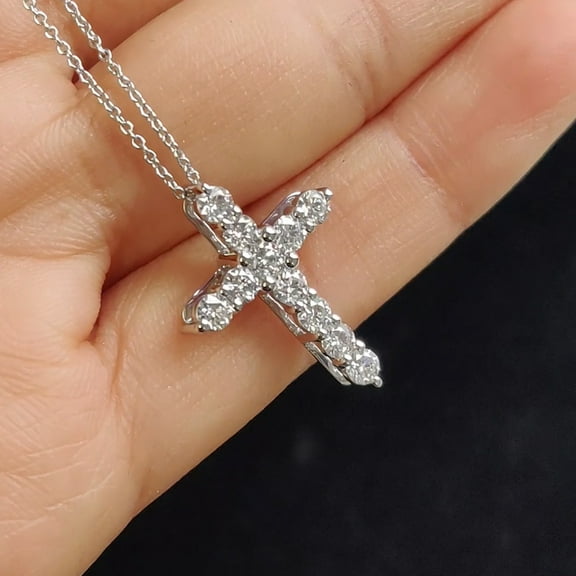 0.50 Carat Diamond Simple Cross Pendant - Fascinating Diamonds