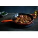 thumbnail image 2 of Skillet Le Creuset, hierro fundido esmaltado Signature, llama de 10.25 pulgadas, 2 of 5