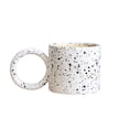 thumbnail image 1 of Taza de café de cerámica con asa y diseño de lunares, ideal for desayuno, leche de avena, 300 ml, 1 of 6