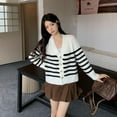 thumbnail image 2 of PENGXIANG Cardigan Côtelé pour Femmes Automne, Manteau à Rayures Rétro, Manches Longues, Col en V, Style Décontracté Ample, 2 of 6