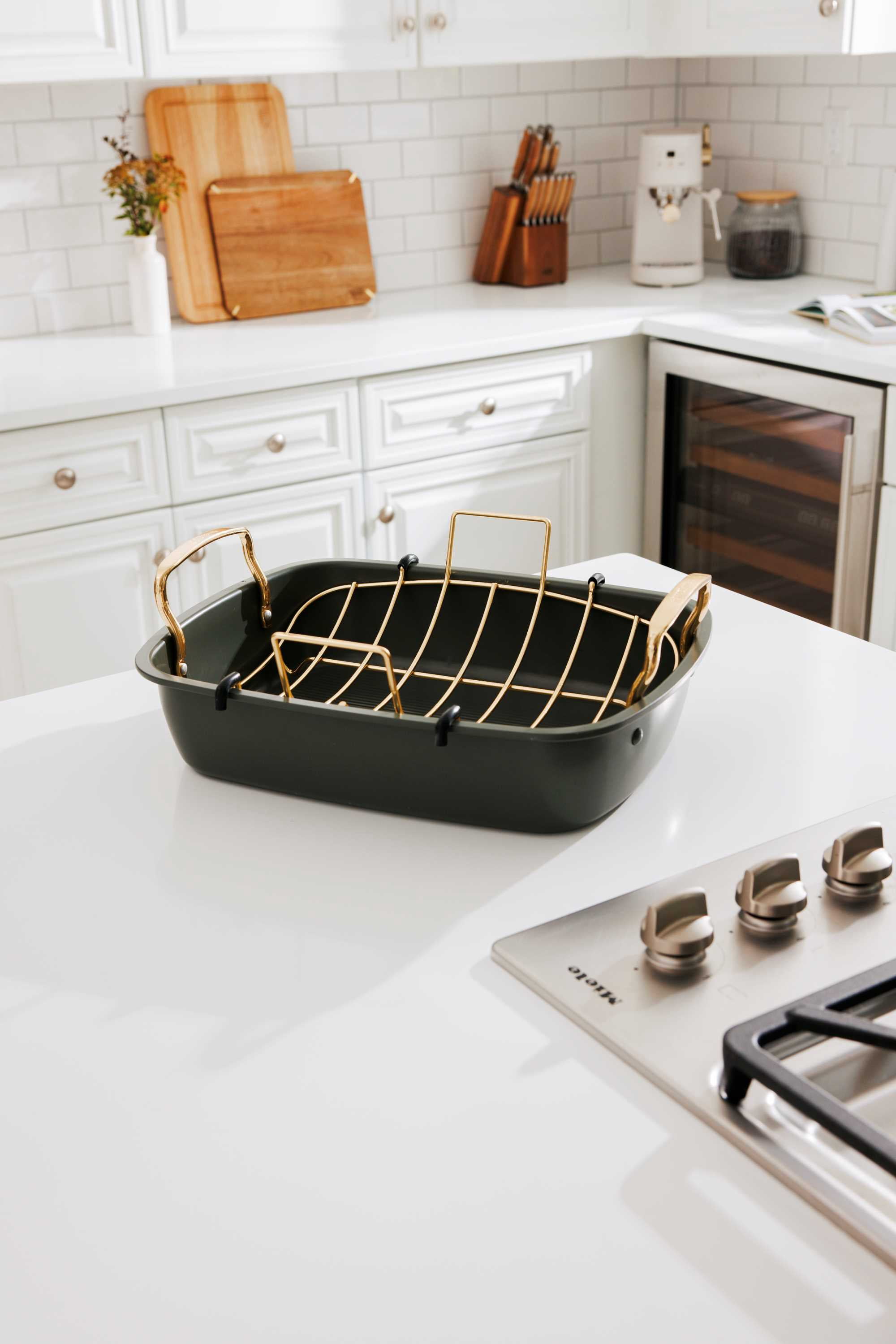 Thyme & Table 2-Piece Roaster with Rack - Green