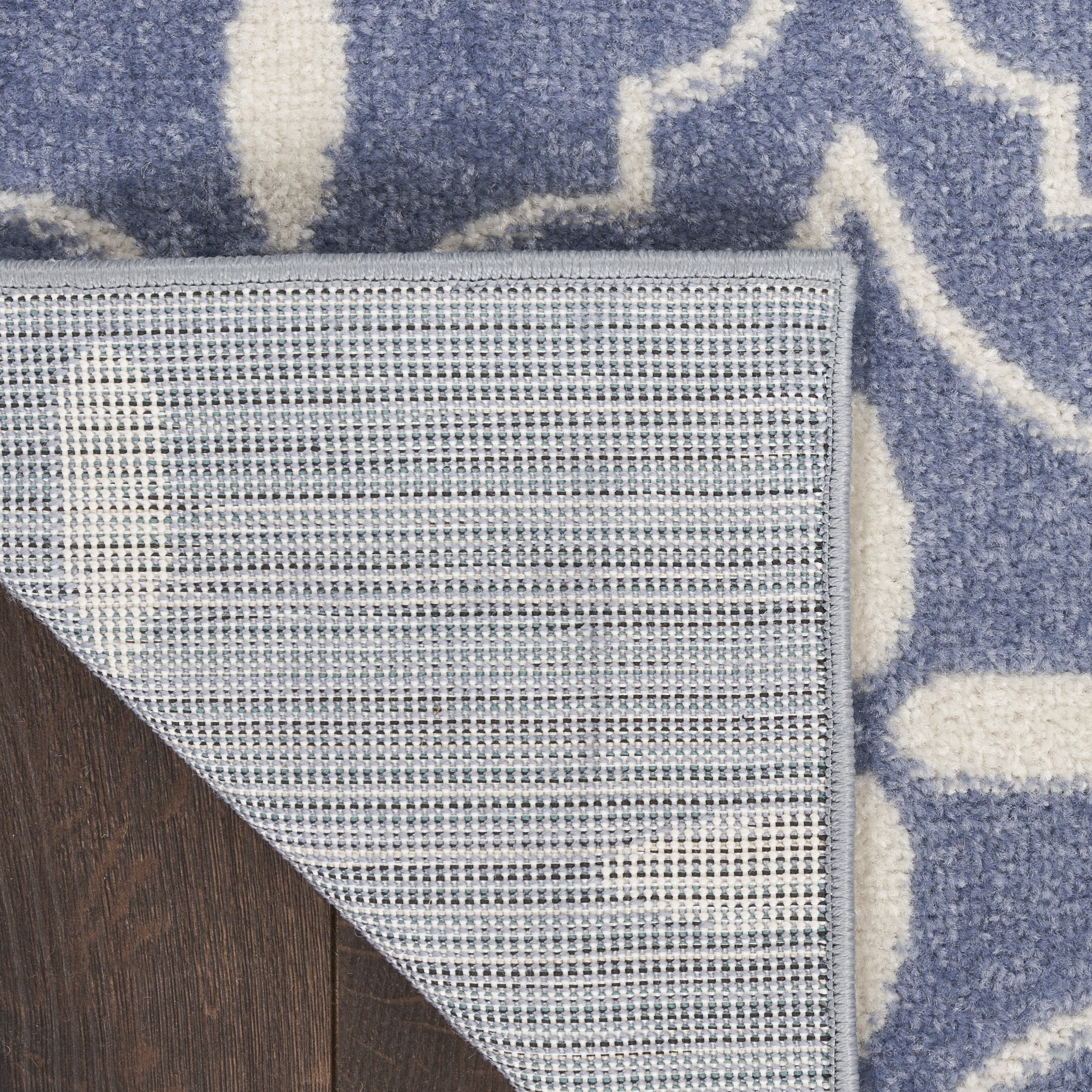 Nourison Essentials Outdoor Blue Ivory 6' x 9' Area Rug (6x9)