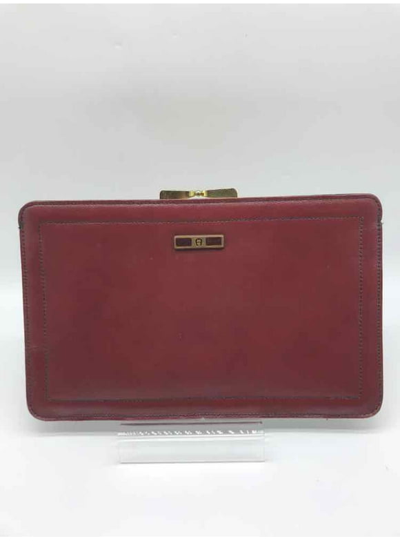 Pre-Owned Etienne Aigner Red Clutch Clutch