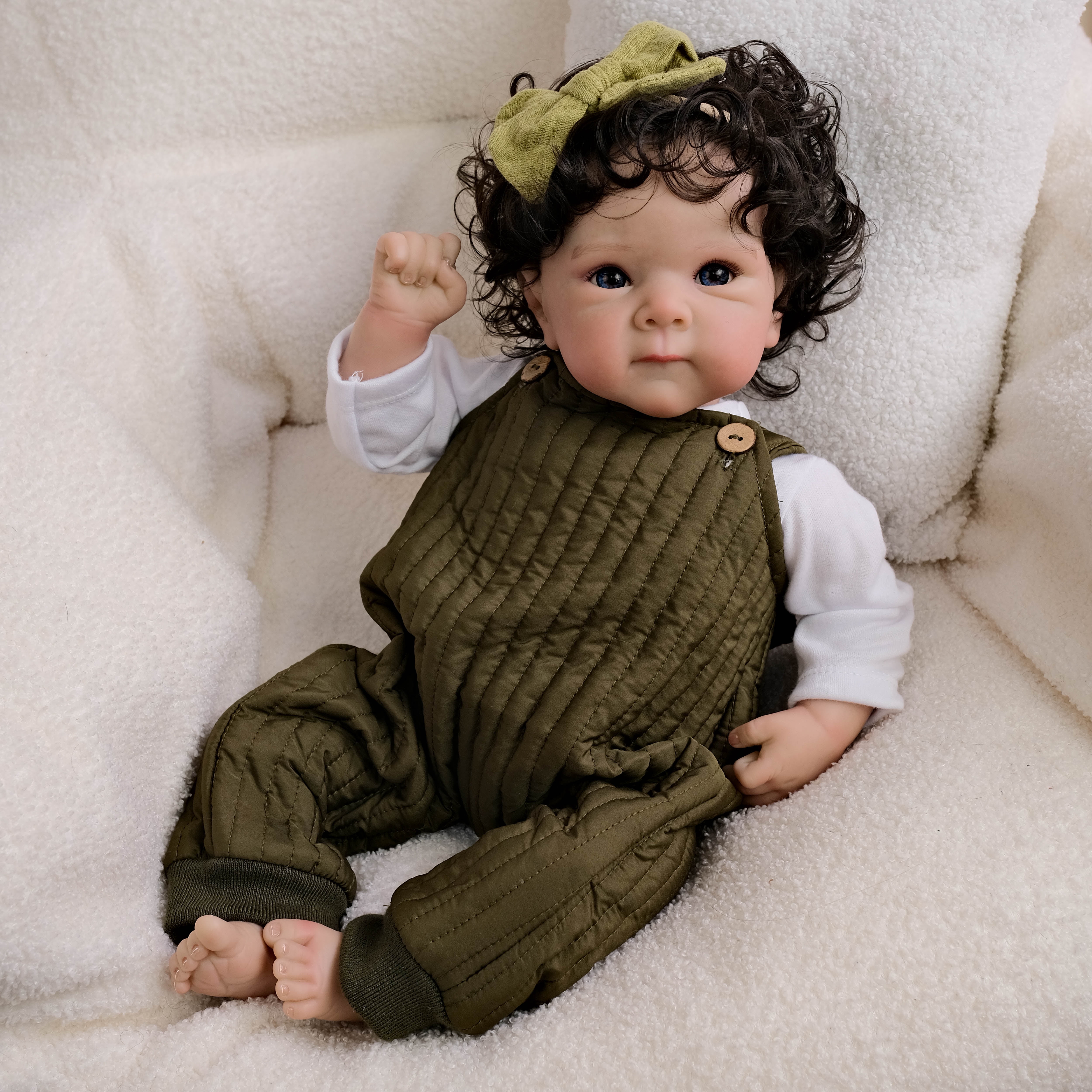 iCradle Lifelike 18 Inch 45cm Reborn Baby Dolls Girl That Look Real Looking Handmade Realistic Newborn Baby Dolls Soft Cloth Body Blue Eyes Toy for Age 3+ Ideal for Birthday Xmas Gift