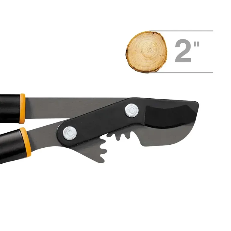 Fiskars PowerGear 32" Bypass Lopper With Aluminum Handle photo 2