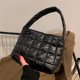 thumbnail image 4 of Bolso de mano para mujer, acolchado, a cuadros, de algodón, portátil, para viajes, color negro, 4 of 9
