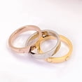 thumbnail image 4 of Anillo de lujo ligero con diamantes para mujer, anillo de acero de titanio y circonita sin color de 18 quilates, 4 of 5