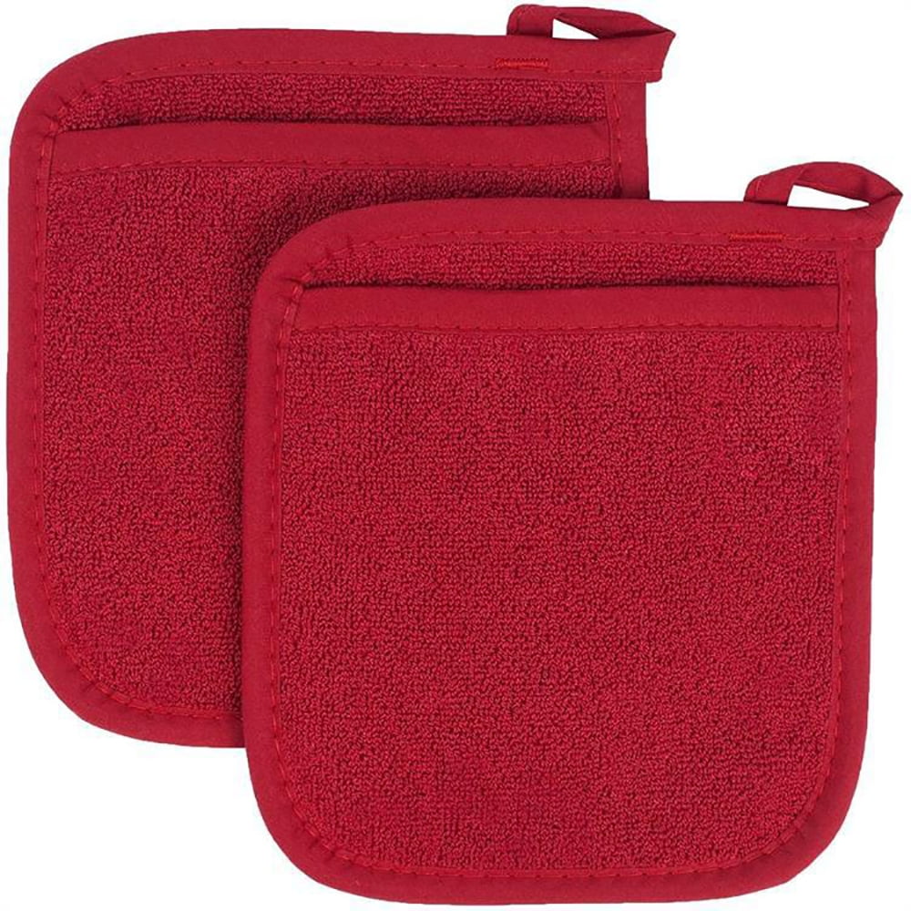 Pocketed Potholder Baking through the snow Red