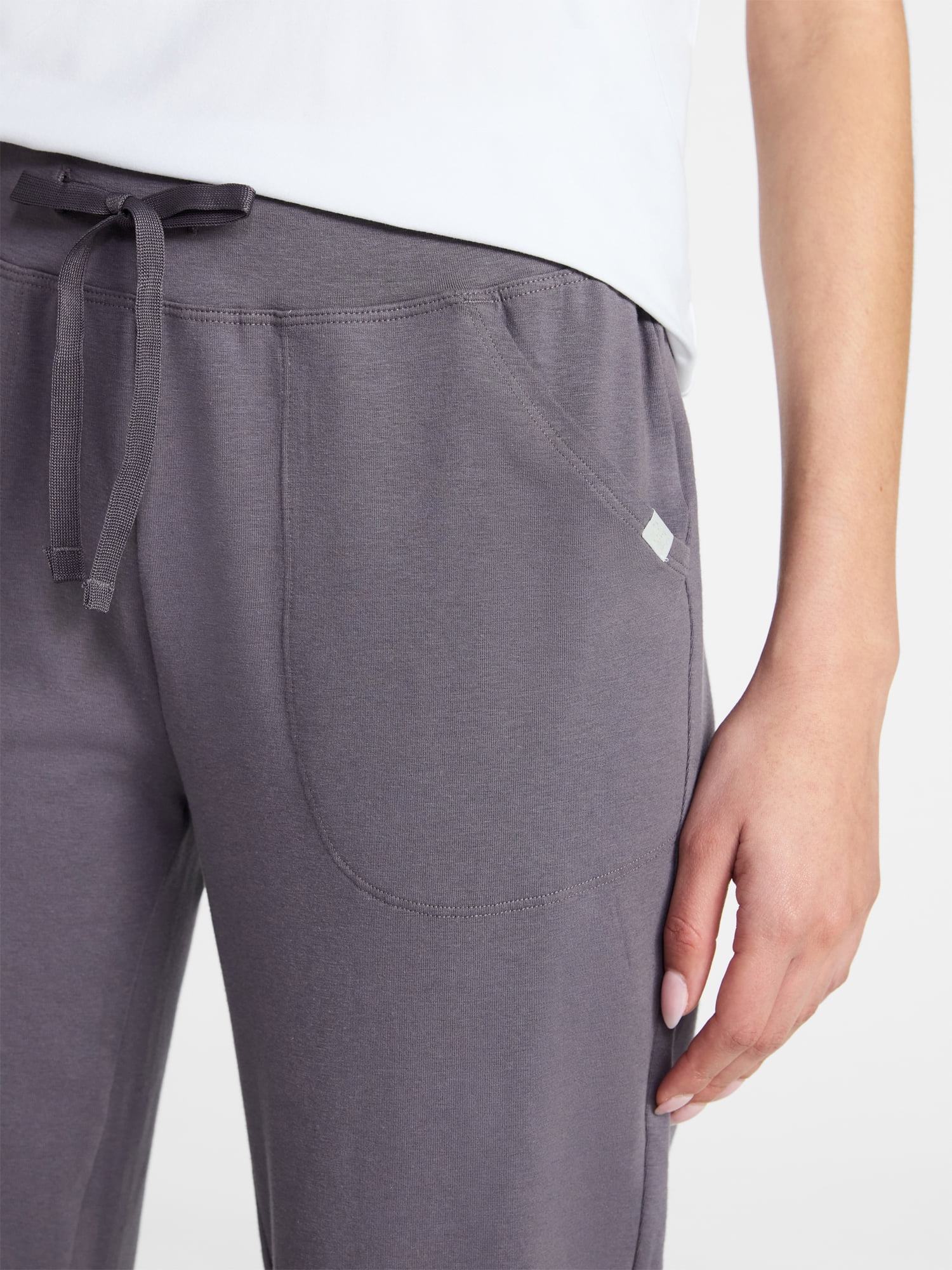 Athletic Works Women's and Women's Plus Knit Capri Pants, 22" Inseam, Sizes XS-4X