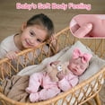 thumbnail image 4 of Muñeca Reborn UOFTKIZ Real Life Girl de 50 cm con atuendo y acceso., 4 of 7