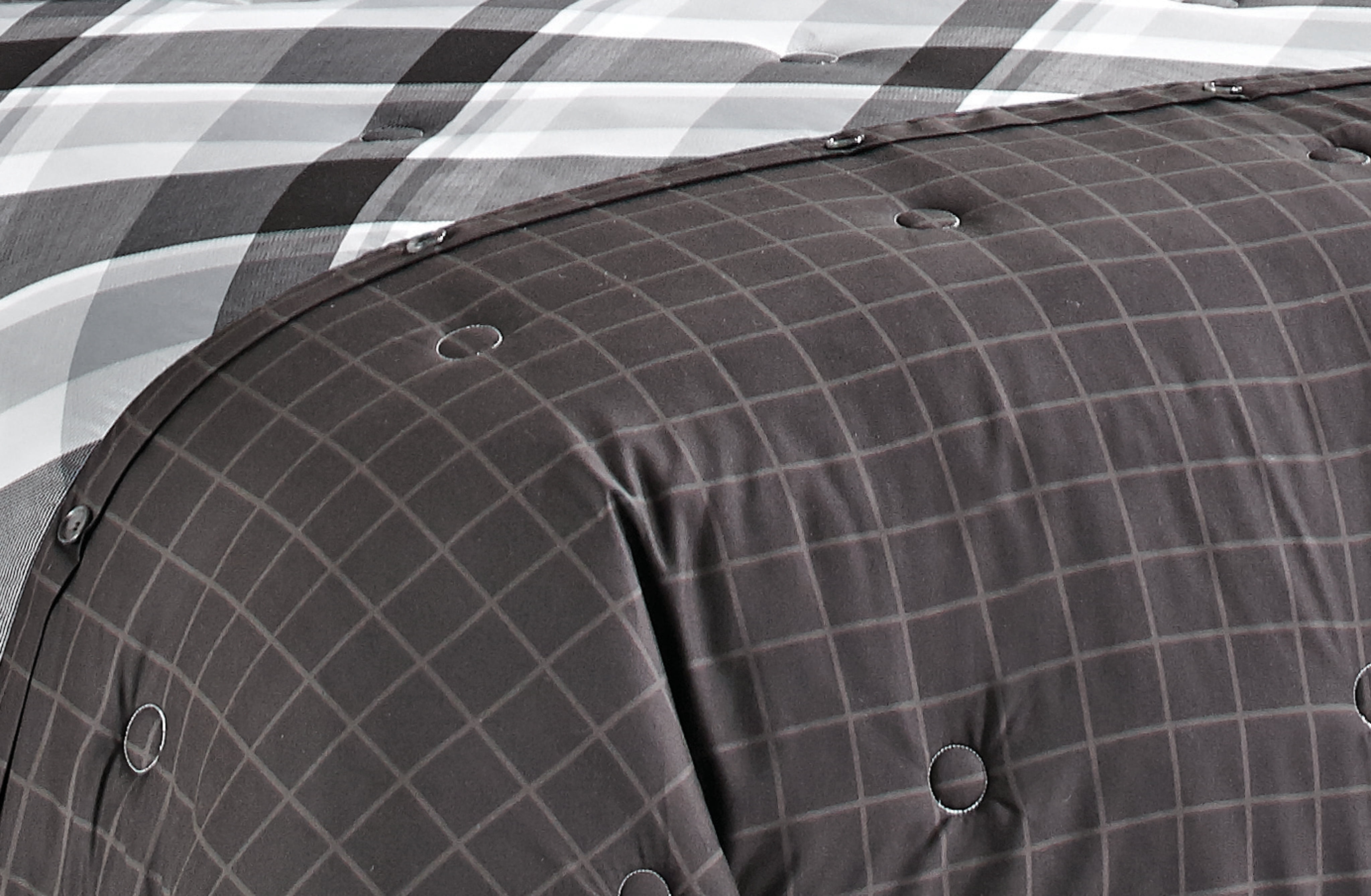 Better Homes & Gardens Plaid 5 Piece Comforter Sets, King