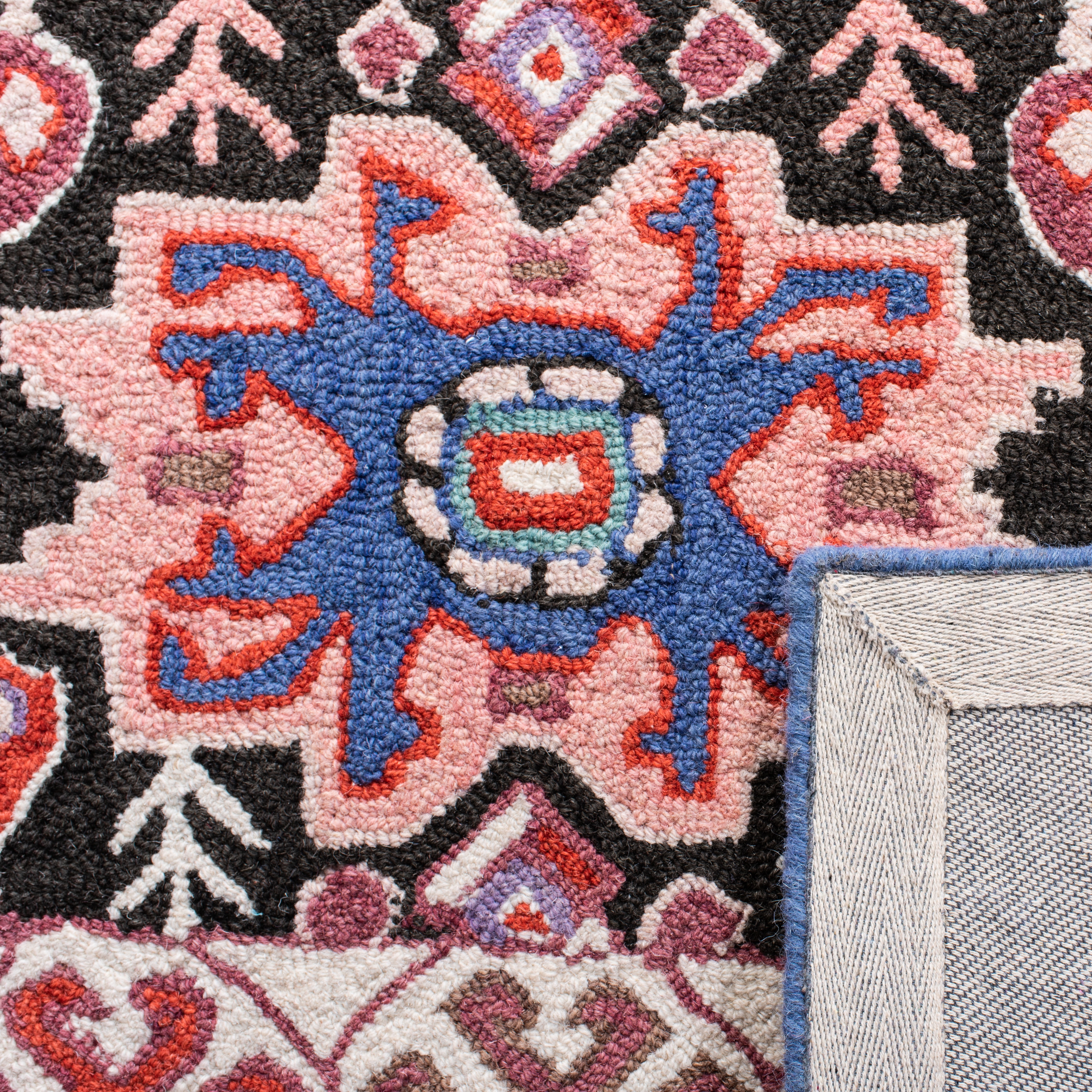 SAFAVIEH Bellagio Nader Floral Wool Area Rug, Charcoal/Ivory, 4' x 6'