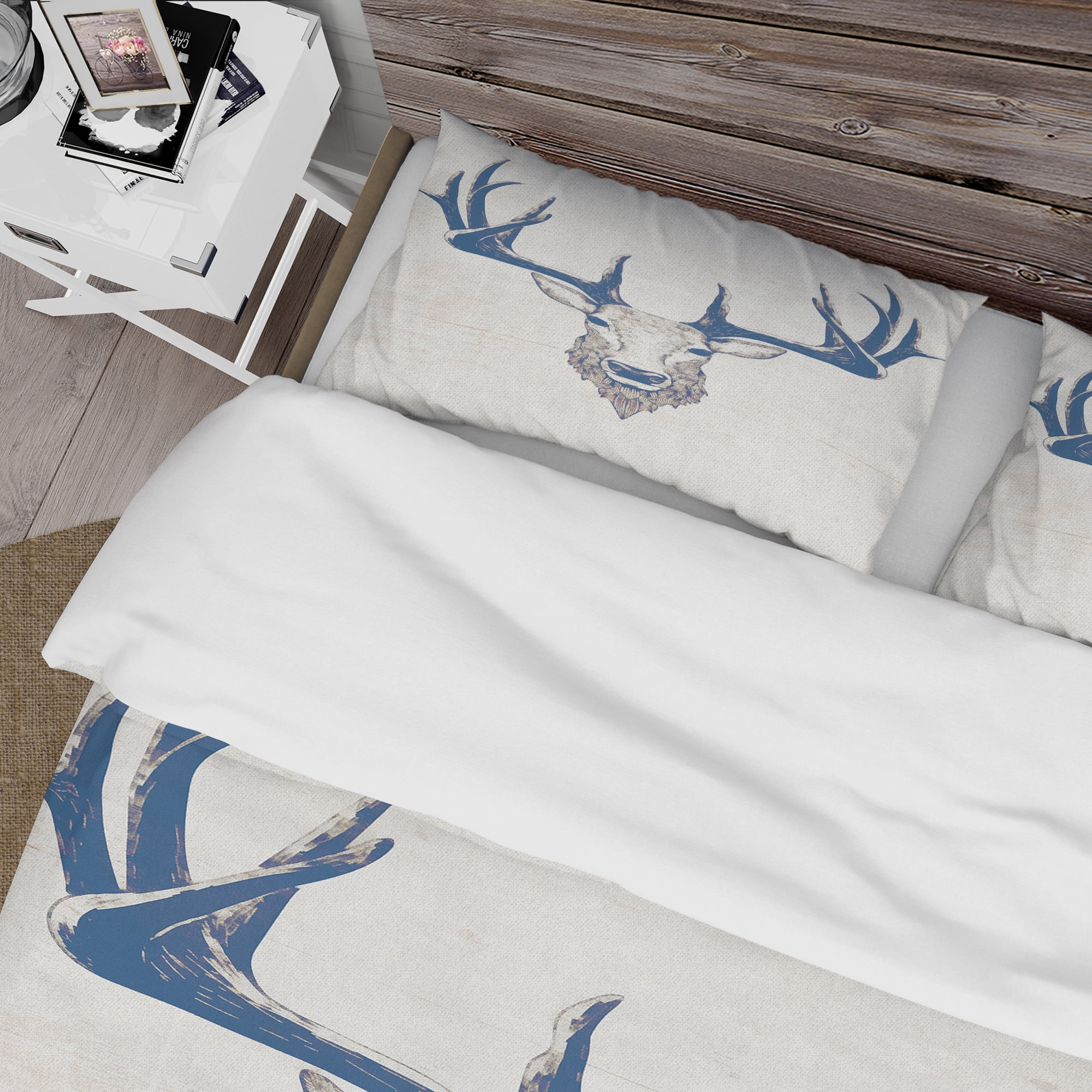 Designart 'Deer Wild and Beautiful XI' Farmhouse Duvet Cover Set