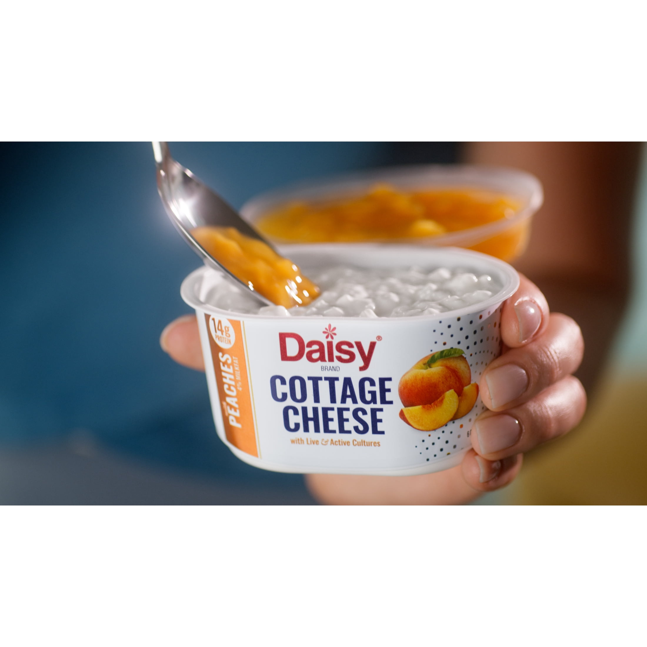 Daisy Cottage Cheese with Peach, 4% Milkfat, 6 oz Cup (Refrigerated) – 14g of Protein per Serving