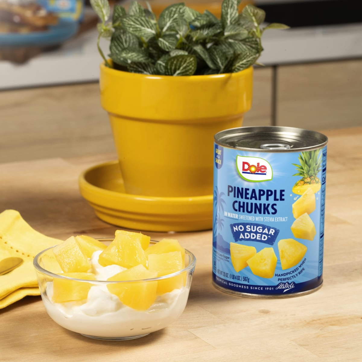 (12 pack) Dole No Sugar Added^ Pineapple Chunks in Water^^, 20 oz Can