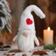 thumbnail image 1 of Muñecas Sin Rostro Bosque De Navidad Anciano Muñeca De Amor Encantadora Decoración Duradera De Vacaciones Para Estantería De Escritorio Junto A La Cama sonducket HA039487-06, 1 of 5