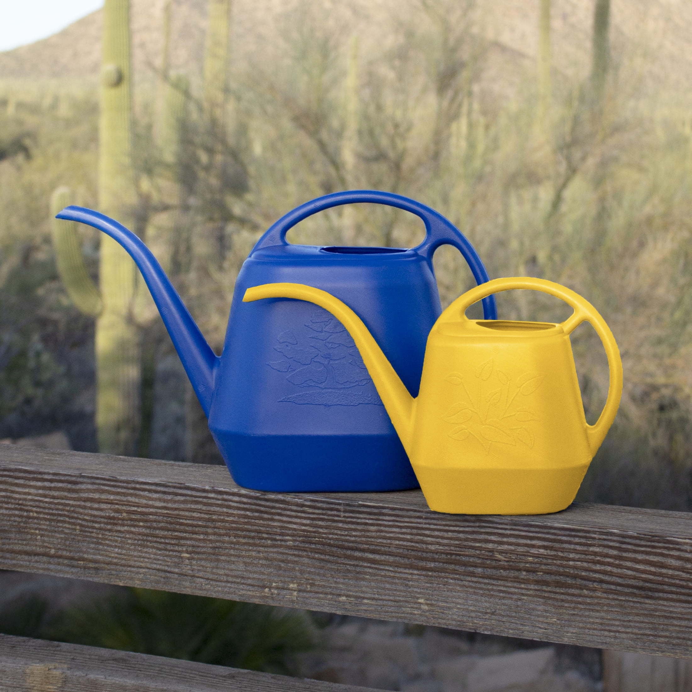 Bloem Aqua Rite 56 Fl Oz (.44 Gallon) Earthy Yellow Resin Watering Can for Indoor and Outdoor Use