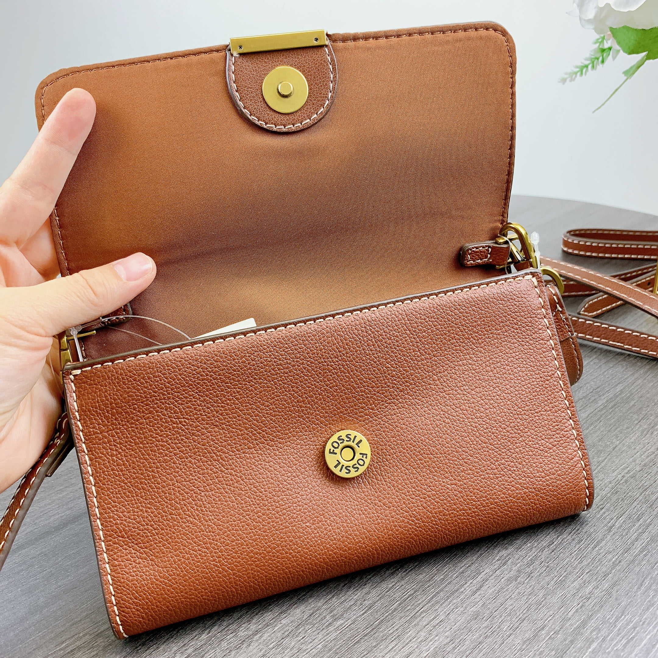 Fossil SHB3155210 Jori Wallet Crossbody IN Brown - Walmart.com