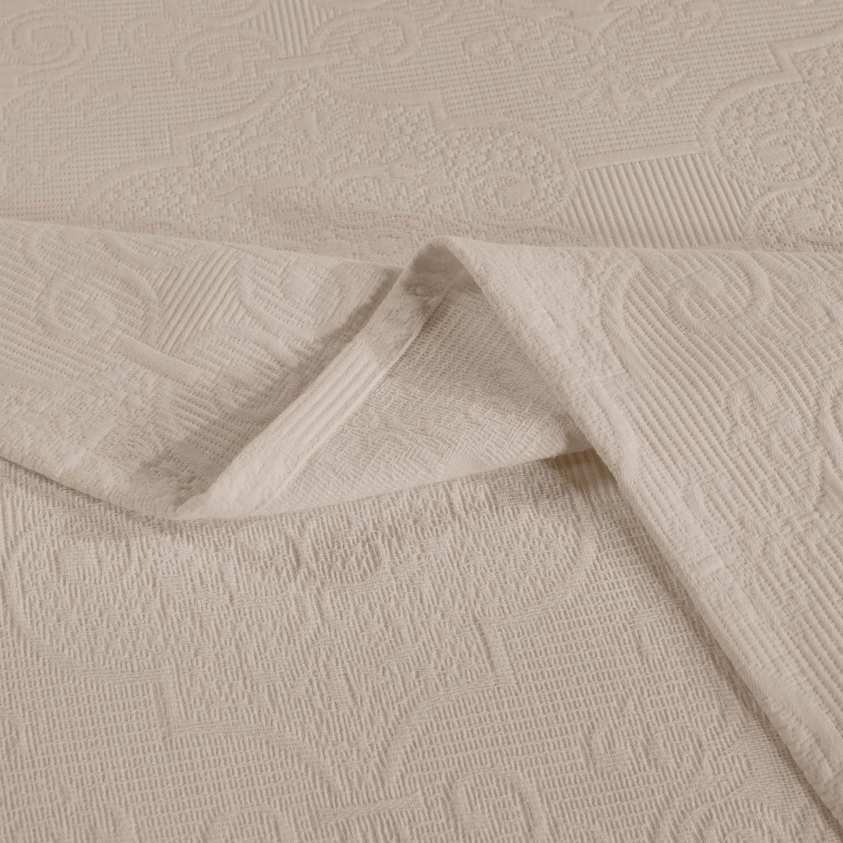 Superior 3-Piece Florin Cotton Matelasse Linen Bedspread Set, Full