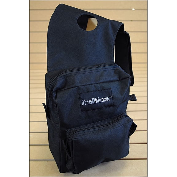 Black Hilason 600D Poly Deluxe Horn Bag With 2 Water Bottles And 2 Compartments